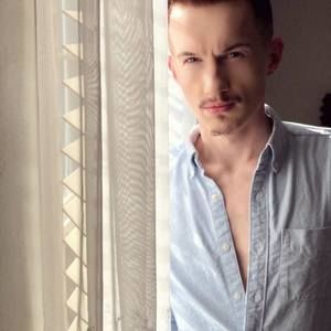 Meet your Posher, Douglas